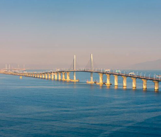 Jembatan Hong Kong-Zhuhai-Macao mencatat rekor arus penumpang harian