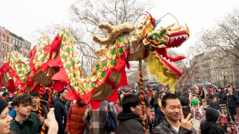 Warga New York gelar pesta jalanan Tahun Baru Imlek