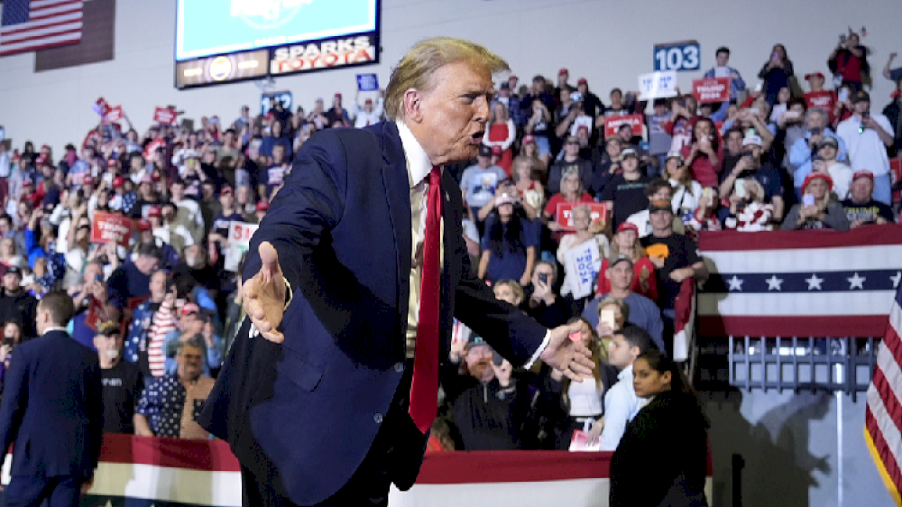 13828 trump menentang setelah mendapat reaksi keras atas pernyataan nato