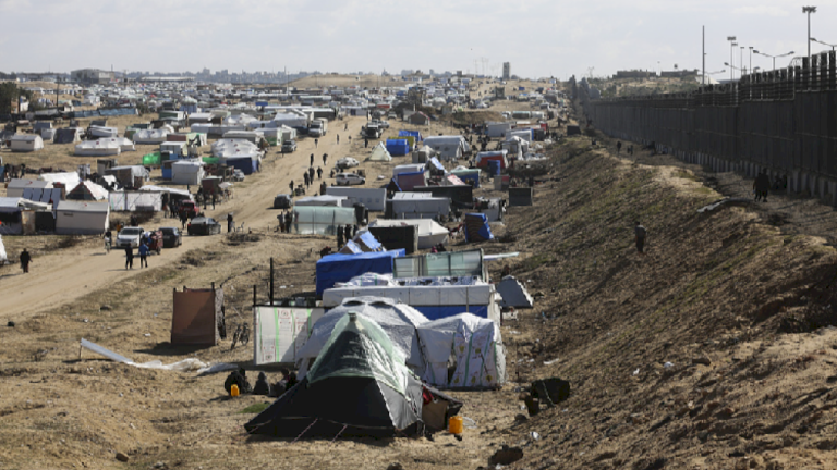 Mengapa ‘sisanya’ menolak Barat