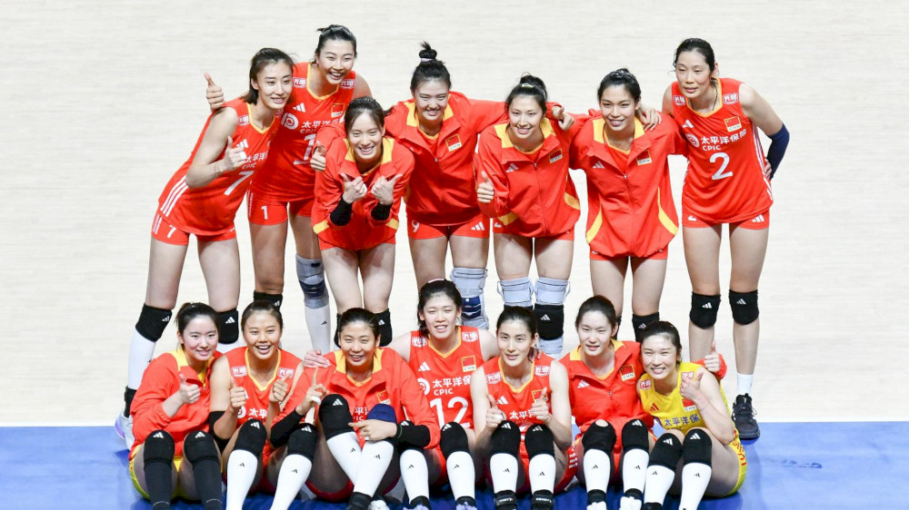 14262 tantangan dan peluang yang dihadapi tiongkok dalam bola voli putri