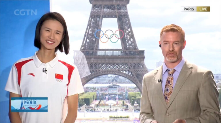 Peraih medali emas Olimpiade Tiongkok memuji kerja keras para pemain tenis negaranya