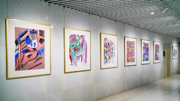 Penghormatan untuk keunggulan: Merayakan semangat Olimpiade melalui seni