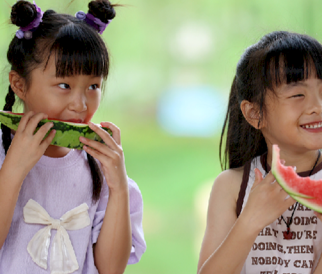 Kegiatan rakyat ‘Menggigit Musim Gugur’