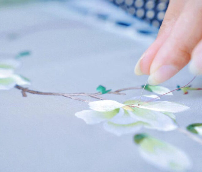 Bordir halus Wuxi menunjukkan keindahan bunga magnolia