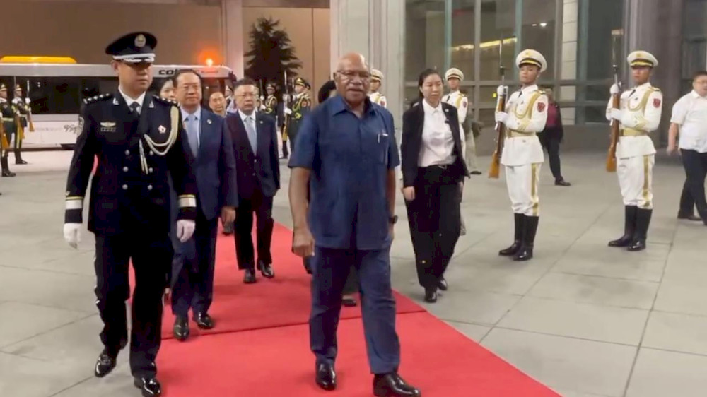 perdana-menteri-fiji-sitiveni-rabuka-tiba-di-beijing