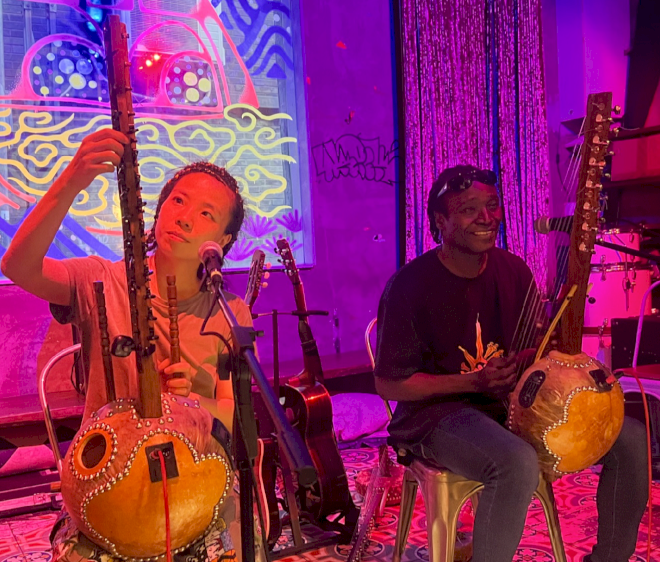 Suara alat musik kora dan kamale ngoni memicu pertukaran Tiongkok-Afrika