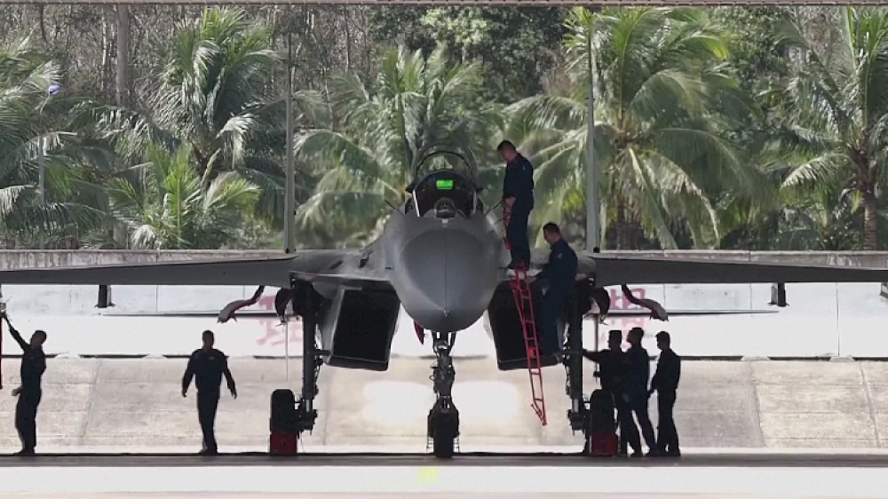 tentara-pembebasan-rakyat-tiongkok-memulai-latihan-tembak-langsung-di-wilayah-perbatasan-myanmar