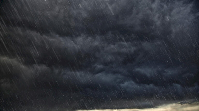 Peringatan banjir besar dikeluarkan untuk negara bagian kepulauan Tasmania di Australia