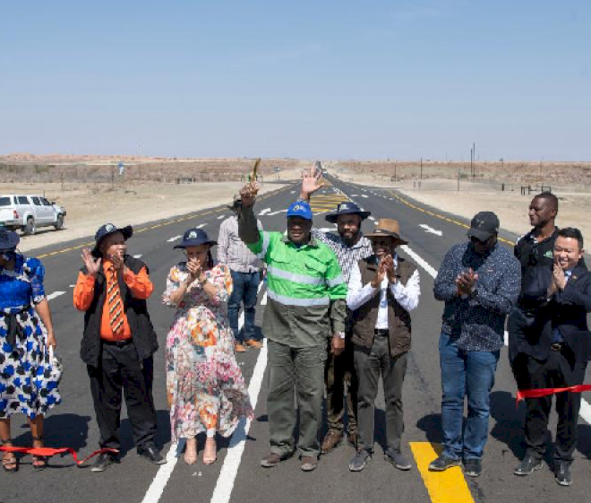 Tiongkok dan Namibia: Membangun jalan, menambang kekayaan, berbagi pengetahuan