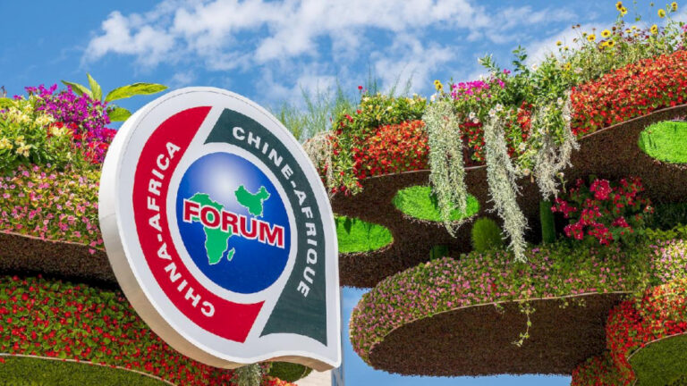 Peng Liyuan dan istri pemimpin Afrika menghadiri konferensi bertema