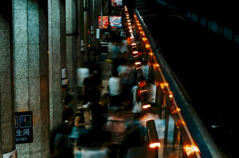 Inilah Stasiun Transfer Subway Tersibuk di Beijing