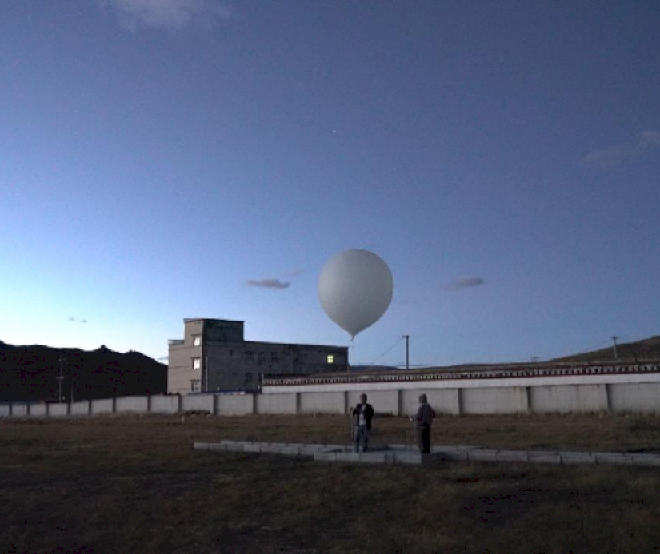 Tiongkok luncurkan stasiun observasi meteorologi tertinggi di dunia