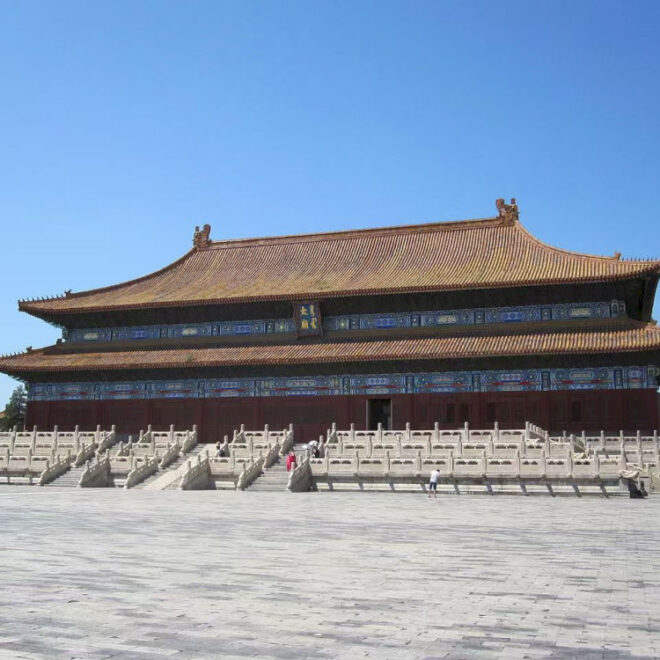 Kunjungi Disini: Istana Budaya Rakyat Pekerja