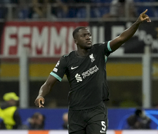 Liverpool mengawali Liga Champions UEFA dengan kemenangan 3-1 atas AC Milan