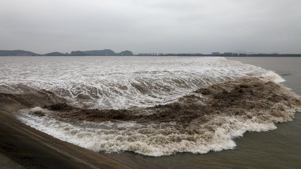 tiongkok-peringatkan-banjir-yang-melampaui-batas-peringatan-di-wilayah-selatan