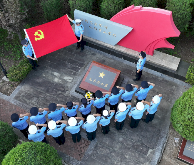 Tiongkok mengeluarkan peraturan yang direvisi untuk memuji pahlawan yang gugur