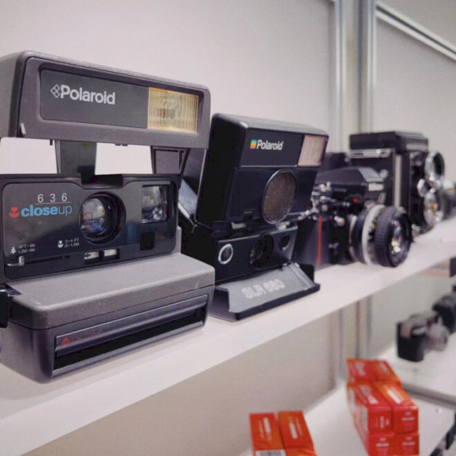 Toko & Lainnya untuk Penggemar Fotografi Film