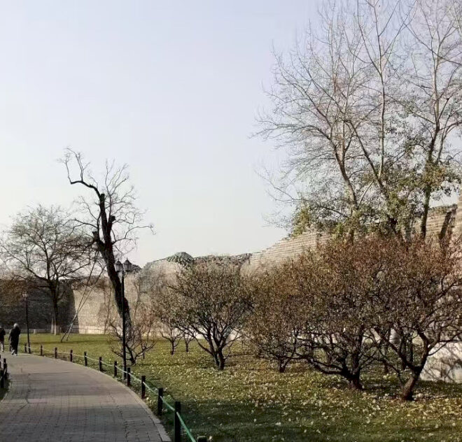 Kunjungi Di Sini: Taman Reruntuhan Tembok Kota Ming