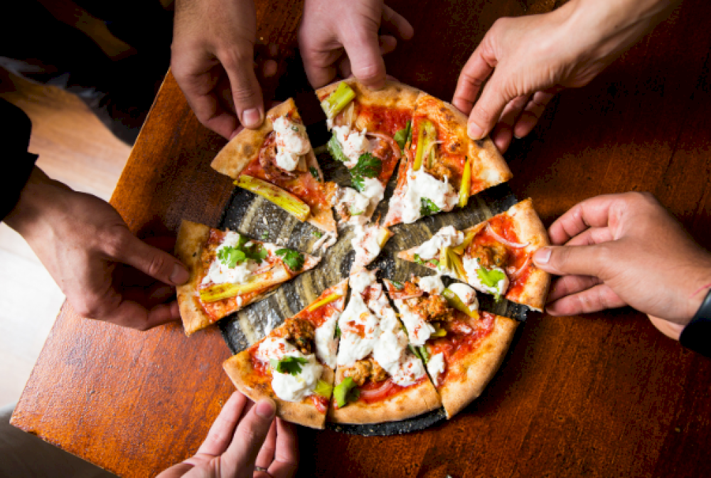 ini-hari-terakhir-untuk-ikut-serta-dalam-bulan-pizza-cheesy