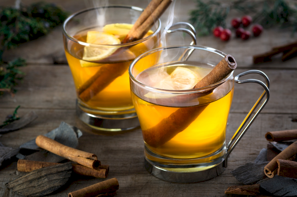 tetap-hangat-dan-nyaman-dengan-resep-hot-toddy-ini