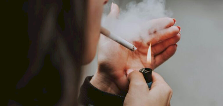 Tahukah Anda Remaja BJ yang Minum dan Merokok?