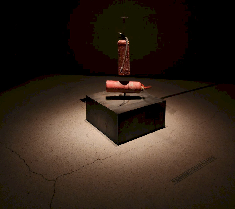 kegelisahan-berulang:-zhang-peili-di-red-brick-art-museum