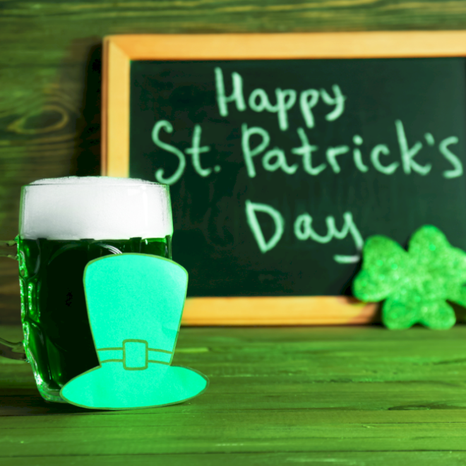 Di mana memiliki waktu yang tepat untuk hari St. Paddy