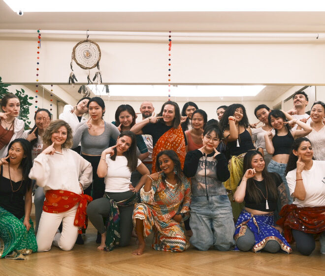 Bust Moves terbaik Anda bergaya Bollywood dengan Hasina Sadiwala