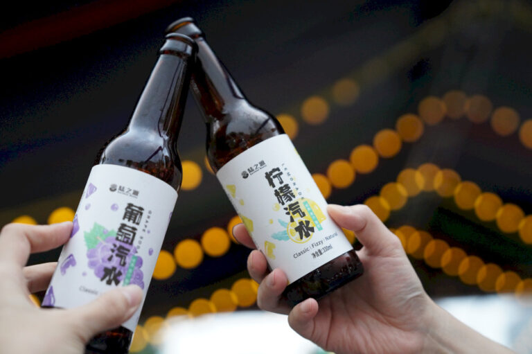 Roots Earthen: Lima Tahun Minuman Softisticated di Beijing