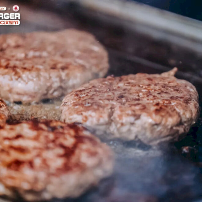 Simpan Tanggal: Juicy Burger Fest kembali 31 Mei-Juni 2