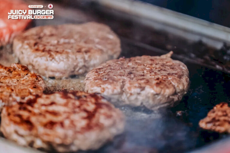 Simpan Tanggal: Juicy Burger Fest kembali 31 Mei-Juni 2