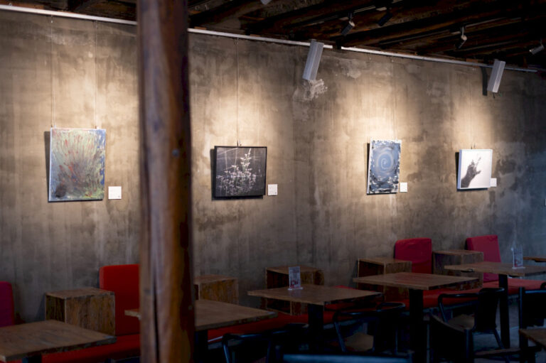 “Ween Us”: Pameran Pindah di Café Zarah