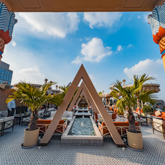 Atap & Teras Beijing: Sanlitun dan Gongti